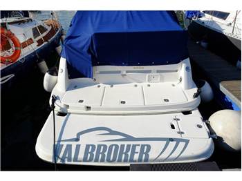 Regal Marine COMMODORE 2665