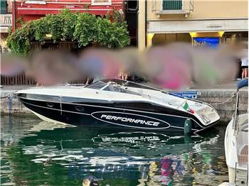 Performance Marine 907 Performance
