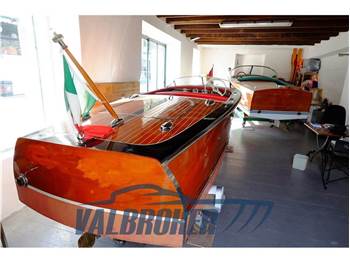 Chris Craft wood