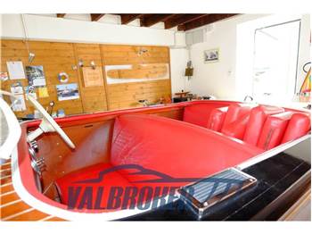 Chris Craft wood