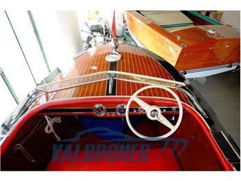 Chris Craft wood