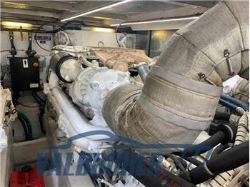 Fairline SQUADRON 62