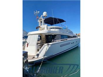 Fairline SQUADRON 62