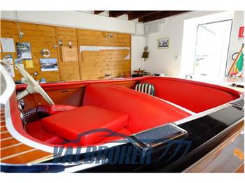Chris Craft wood