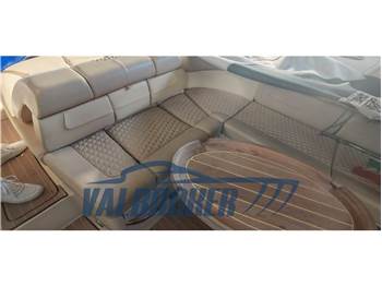 Chris Craft LAUNCH 28 GT - Heritage Edition