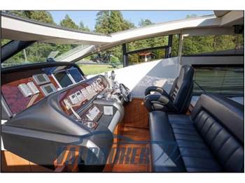 Sunseeker Predator 64