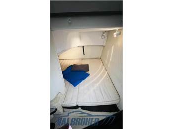 Monterey Boats 250 Cruiser