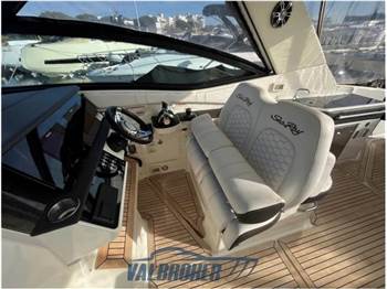 Sea Ray 320 Sundancer