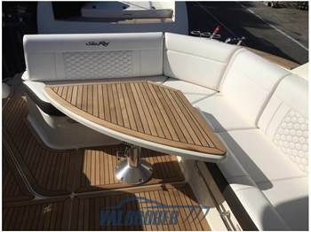 Sea Ray 320 Sundancer