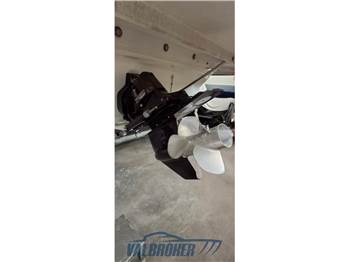 Maxum Marine 2400 SC3