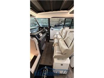 Axopar 45 Cross Cabin