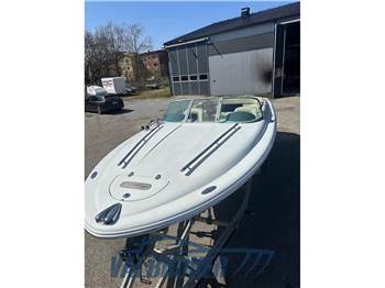 Chris Craft CORSAIR 25
