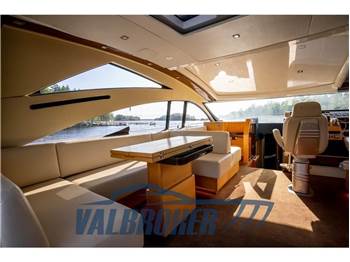 Fairline TARGA 64 GT