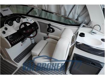 Sea Ray 250 SLX