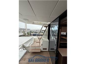 Prestige 520