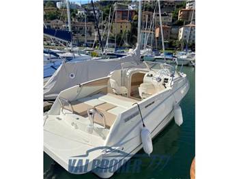 Quicksilver Activ 640 Cabin