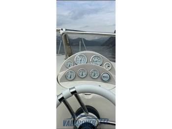 Quicksilver Activ 640 Cabin