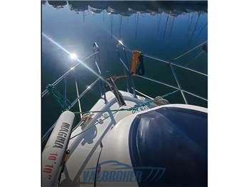 Galeon 460 fly