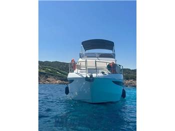 Galeon 460 fly