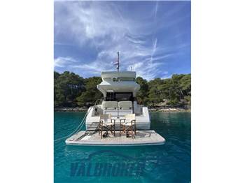 Bavaria Virtess 420 Fly