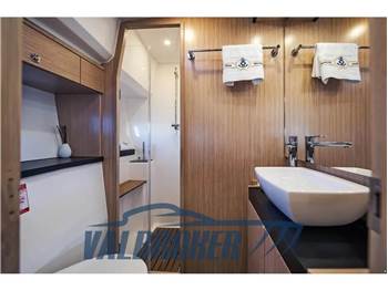 Bavaria Virtess 420 Fly