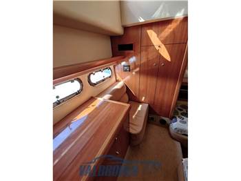Sealine C 39