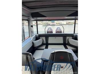 Axopar Brabus 900 Shadow