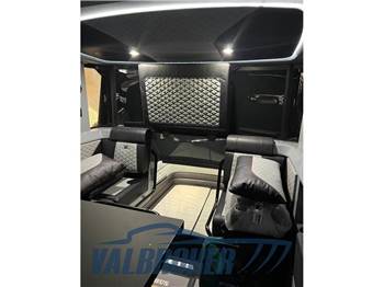 Axopar Brabus 900 Shadow