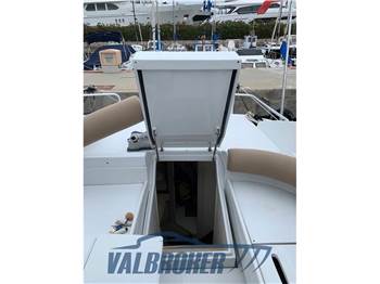 Pershing 40