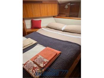 Hatteras 70' Convertible