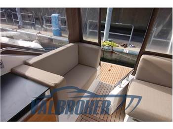 Sealine SC 35