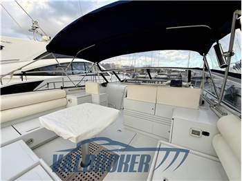 Pershing 40