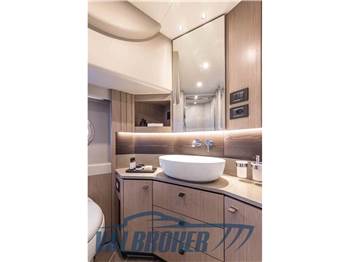 Absolute Navetta 53