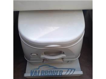 Bayliner 702 Cuddy