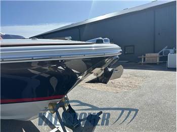 Chris Craft CORSAIR 28