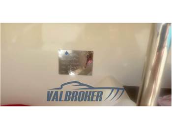 Ilver 25 Nyuma