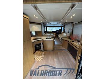 Absolute Navetta 52
