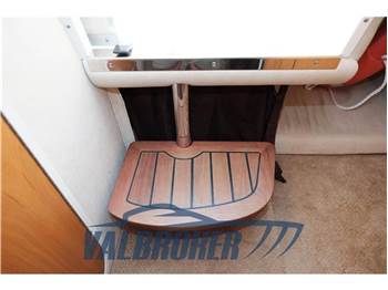 Sea Ray 255 DA Sundancer