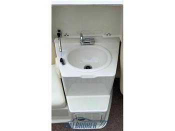 Chris Craft CORSAIR 25