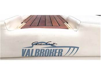 Chris Craft CORSAIR 25