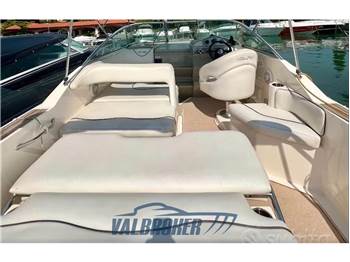 Sea Ray 255 DA Sundancer