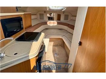 Sea Ray 255 DA Sundancer
