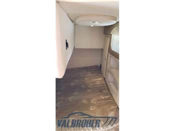 Rinker RINKER 280