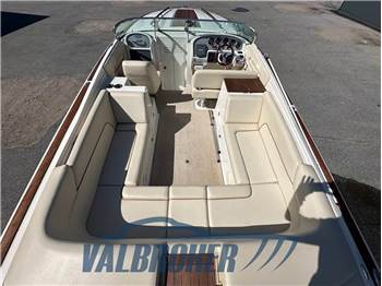 Chris Craft CORSAIR 28