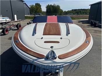 Chris Craft CORSAIR 28