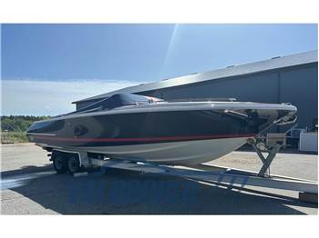 Chris Craft CORSAIR 28