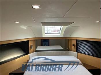 Fairline SQUADRON 55