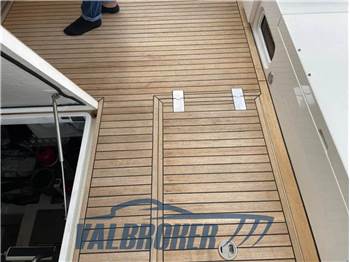 Fairline SQUADRON 55