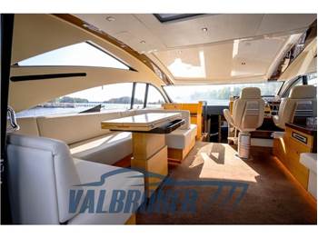 Fairline TARGA 64 GT