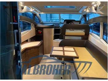 Azimut 40S